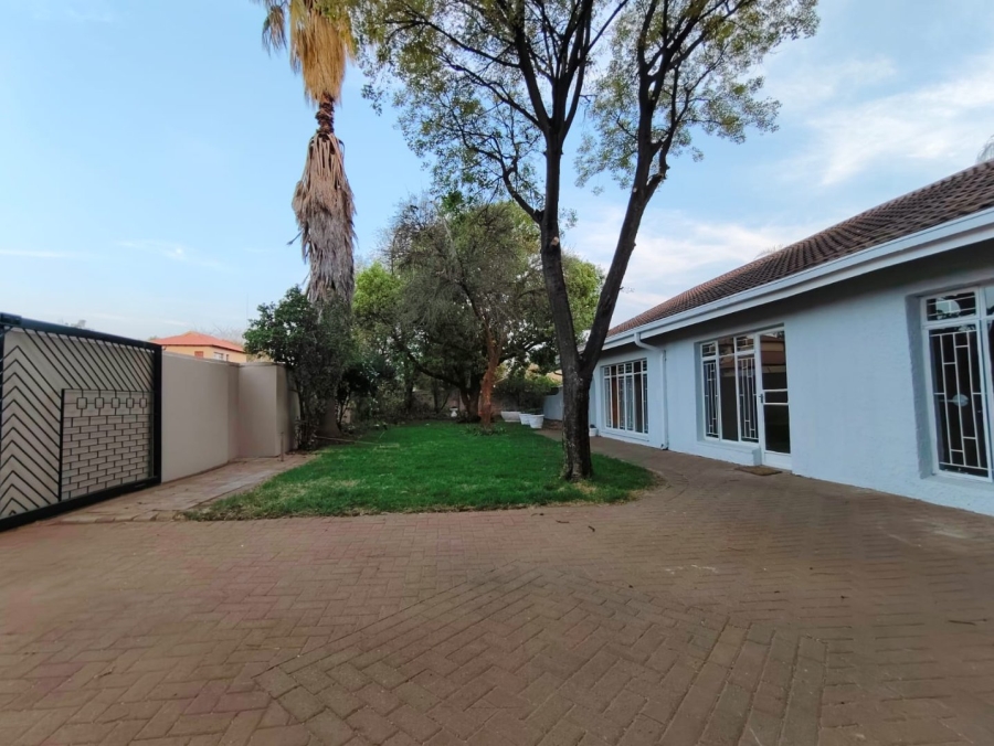 4 Bedroom Property for Sale in Melodie North West